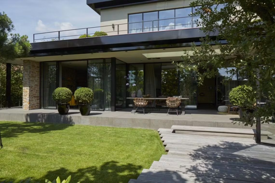 Afbeelding Strakke Villatuin