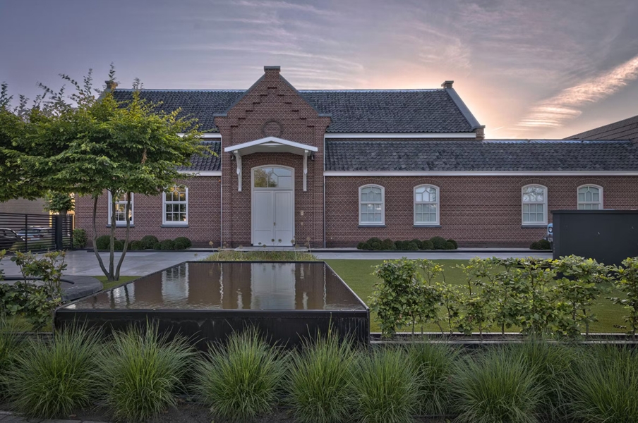 Afbeelding Oud schoolgebouw